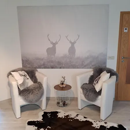 アパート Weing ヴァルダハタール